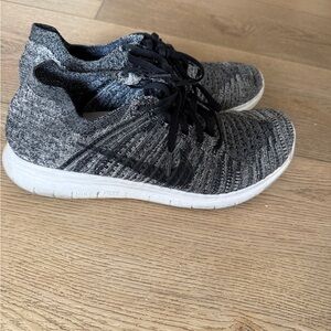 Nike free Black and Gray Knit Running Shoes